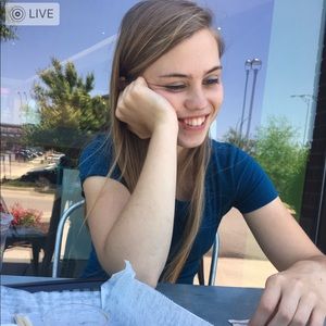 Meet your Posher, Kaitlyn